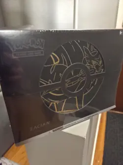 Pokemon TCG Sword & Shield Zacian ETB Elite Trainer Box Plus Factory Sealed!Gold 820650807435 - Image 2