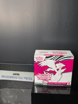 Pokemon TCG: Scarlet & Violet White Flare Elite Trainer Box - Image 1