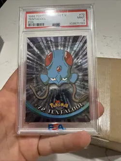 1999 Topps Pokemon Tv Tentacool Foil #72 PSA 9 - Image 3
