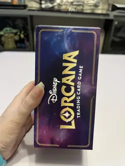 Disney Lorcana lilo gift box sealed inc 5 booster packs in box - Image 2