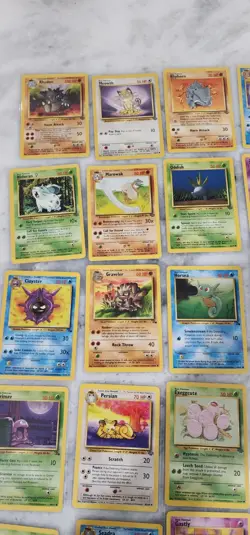 Pokemon ( Fossil & Jungle) Base Set Card Lot Of 50 Cards Vintage Pokemon Cards - Image 2