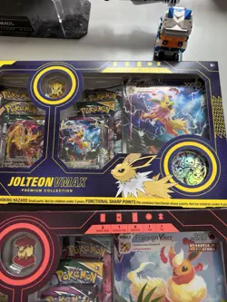 Pokemon Eeveelution VMax Premium Collection Set: ALL 3 Jolteon Flareon Vaporeon - Image 4