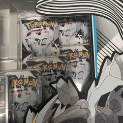 Pokemon TCG: Costco Unova Heavy Hitters Premium Collection - Image 4