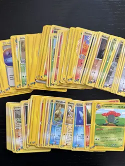 Pokemon TCG Mixed Card Lot - Image 4
