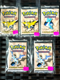 Pokemon 1st EDITION Fossil Booster Pack sealed - 5 packs 21.11- 21.16 grams - Image 1
