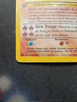 Pokemon Charizard 1st Edition Holo Base Set Spanish 4/102 Wizards of the Coast - Image 4
