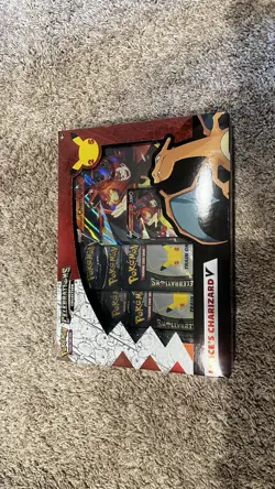 Pokemon TCG Celebrations Collection Lance's Charizard V Box 820650101625 - Image 2