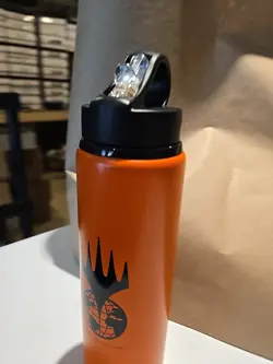 Magic The Gathering Be Legendary 2025 ORANGE water Bottle Convention Exclusive - Image 1