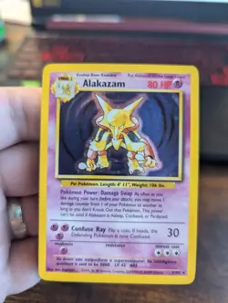 Pokemon Base Set Unlimited Holo Card: Alakazam (1/102) - Near Mint - Image 1