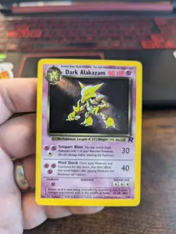Dark Alakazam Holo Pokemon TGC Card. Team Rocket 1/82 Near Mint - Image 1