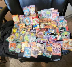 Pokemon cards w/ metal box. 64 cards, 157 hologram, 8 wrappers 1996 era - Image 1