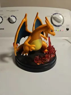 POKEMON TCG CHARIZARD EX SUPER PREMIUM COLLECTION BOX FIGURE/STATUE ONLY - Image 1