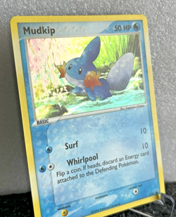Mudkip Holo Promo 018/PCG-P Black Star Promo Pokemon Card NM Vintage 2004 - Image 2