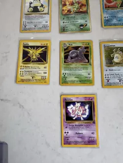 Pokemon Holo Card Lot Base HP Dmg Vintage 10 Holo Cards Gym Jungle Base Fossil - Image 5