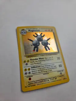 Pokemon Magneton Holo Holographic Card TCG 1999 Unlimited Base Set Rare 9/102 - Image 3