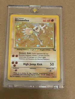 Pokemon - Hitmonlee 7/62 - Fossil Holo Rare - 1999 - Case Included - Image 1