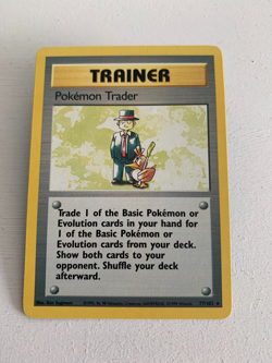 POKEMON TRAINER, 77/102 POKEMON TRADER RARE BASE SET. WOTC. - Image 1