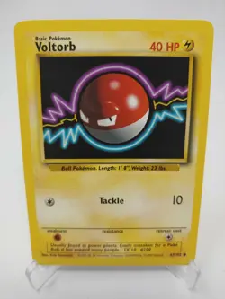 Pokemon Voltorb 67/102 Base Set + 4 Others - Image 1