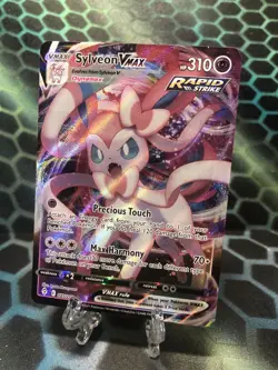 Sylveon VMAX 075/203 Evolving Skies Ultra Rare Holo Pokemon Card NM - Image 1