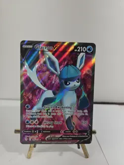 Glaceon V 174/203 SWSH07 FULL ART EVOLVING SKIES POKEMON CARD - Image 1