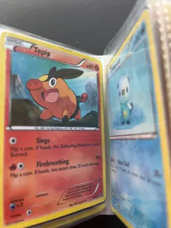 2011 Pokemon 50+ Card Lot HOLOS TCG Mint Condition - Image 3