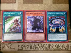 YUGIOH SECRETS OF DARK MAGIC + MAGICIAN OF DARK ILLUSION + ILLUSION MAGIC COMMON - Image 1