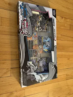 Pokemon TCG: Unova Heavy Hitters Premium Collection Black Bolt & White Flare - Image 1