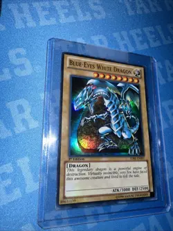 Yugioh Card TCG Blue-Eyes White Dragon SDBE-EN001 Ultra Rare Holo 1st Edition LP - Image 1