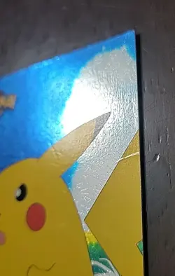DMG! Pikachu TV2 #25 Topps Series 1 - Textured FOIL Black Logo Pokemon TCG - Image 3