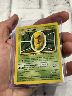 Kakuna Non-Holo 1999 WOTC Pokemon Card 33/102 Base Set NM/MT Nintendo Vintage - Image 2