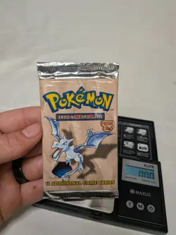 Pokemon Fossil Booster Pack Unlimited Aerodactyl Art 21.22g Sealed WOTC 742818061599 - Image 2