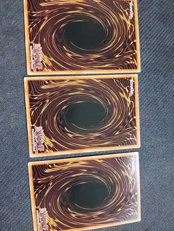 3x Caius The Shadow Monarch Gold Rare GLD2-EN033 Yugioh LP/NM - Image 2