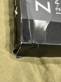 VaultX 12-Pocket Exo Tec Premium Zip Binder - 20 Pages/480 Cards (OPEN BOX) - Image 4