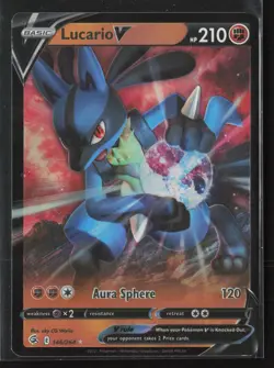Lucario V Ultra Rare SWSH08: Fusion Strike 146/264 NM Pokemon Card - Image 1