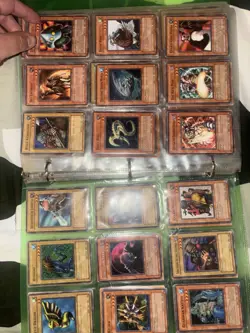 Konami Yu-Gi-Oh! TCG vintage Monster binder card lot - Image 3
