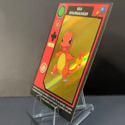 2025 POKEMON POKEDEX Kanto #004 CHARMANDER Peru Edition Gold Holo - Image 4