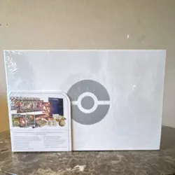 Pokemon Sword & Shield Ultra-Premium Collection Box Charizard English TCG - Image 2