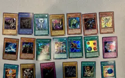 Yugioh Card Lot With Blue Eyes White Dragon Over 350 Cards Konami Series 1 - Image 4