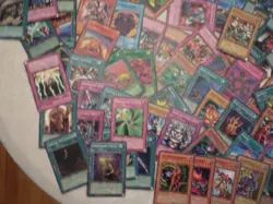 HUGE Lot Konami Yu-Gi-Oh! Cards and 2 Tins - Image 2