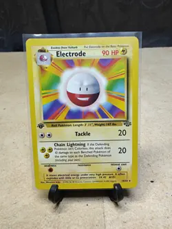 Electrode Pokemon 1st Edition Base Set 1999 Rare - Image 1