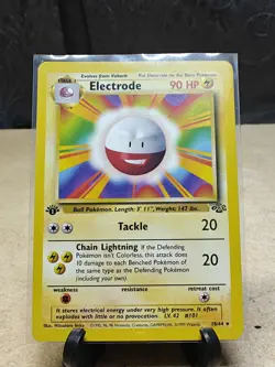 Electrode Pokemon 1st Edition Base Set 1999 Rare - Image 4