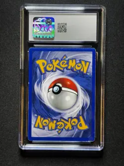 CGC 5 ERROR Pokemon Machamp #8 Base Set 1st Edition Holo ITALIAN PARTIAL CRIMP! - Image 2