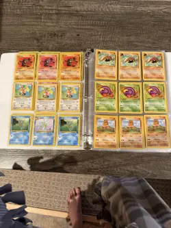 Pokemon 1995 Base Set Binder Lot. Most 1995, a couple 2015. - Image 5