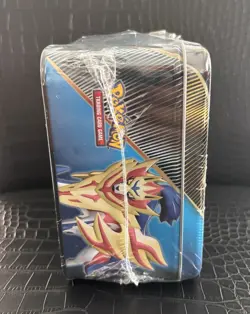 Pokemon TCG: Collector Chest (Spring 2020) - Image 4