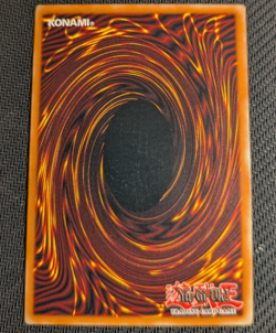 Yugioh Dark Magician LOB-005 Ultra Rare OG Print NM/M! - Image 2