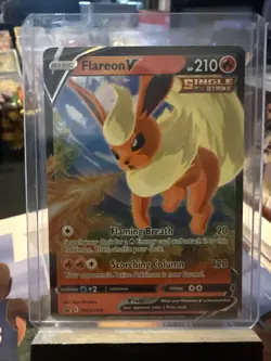 Flareon V SWSH149 SWSH: Sword & Shield Promo Cards Holo - Image 3