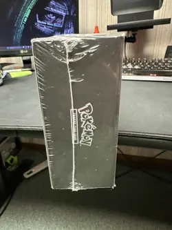 Pokemon TCG - Arceus V Star Ultra Premium Collection Box - Image 4