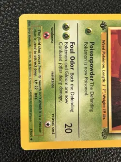 Gloom 37/64 Jungle Regular 1st Edition Pokemon Card TCG - Image 3