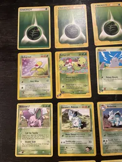 Pokemon TCG Nintendo Grass Type Tangela Gloom Hoppip Lot 25 Cards Vintage - Image 3