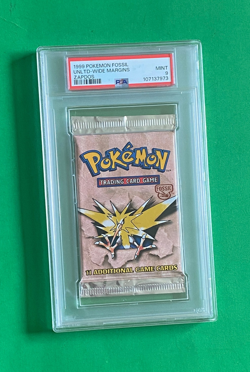1999 POKEMON FOSSIL PACK FOIL UNLIMITED-WIDE MARGINS-ZAPDOS PSA 9 - Image 1